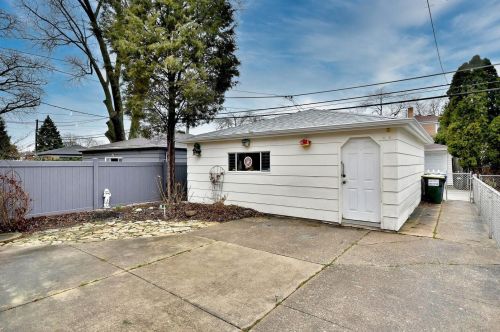 1708 75 Ave, Chicago IL 60707-1423 exterior