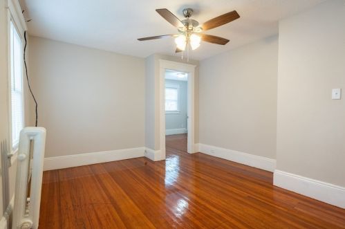 139 Berkshire Ave, Springfield MA  01109-1749 exterior