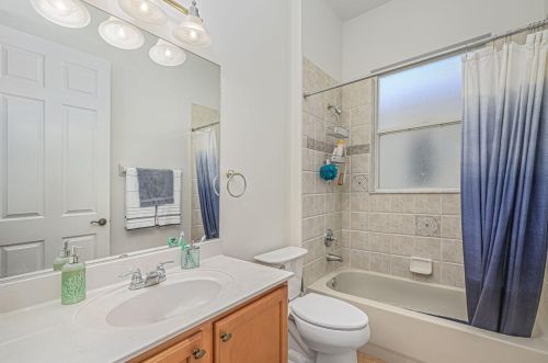 345 Lk Frst Way, Fort Pierce FL 34986-2057 exterior