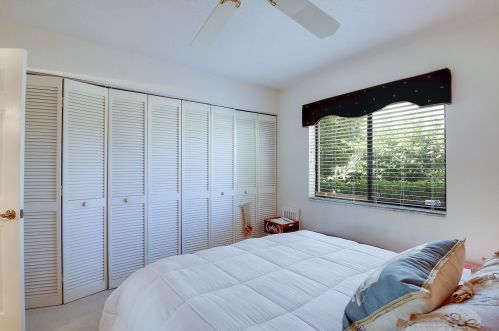 2414 30 Rd, Boca Raton FL 33431-6370 exterior