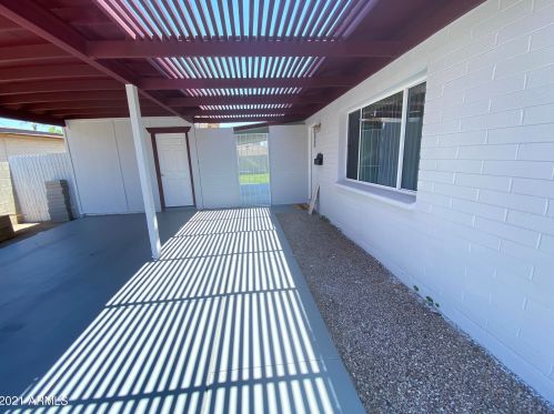 3017 81st Dr, Phoenix AZ  85033-4760 exterior