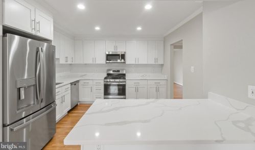 1151 Colonial Rd, Mc Lean VA  22101-2915 exterior