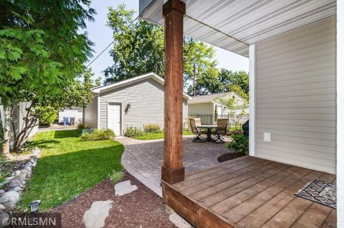 1329 Hartford Ave, Saint Paul MN 55116-1648 exterior