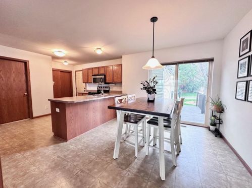 615 Hercules Trl, Madison WI  53718-2931 exterior