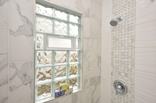 4373 52, Milwaukee WI 53218-5004 exterior