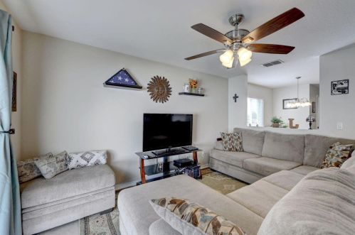 2201 Marshfield Ct, Fort Pierce FL  34953-4372 exterior