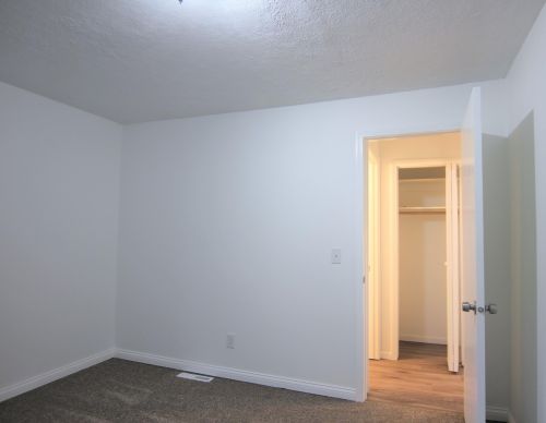 1666 Bush Ave, Meskegon MI 49442-5349 exterior