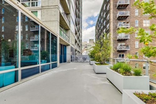 611 Wells St, Chicago IL 60607-4782 exterior