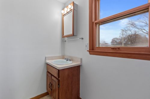 3816 51, Milwaukee WI 53220-2022 exterior