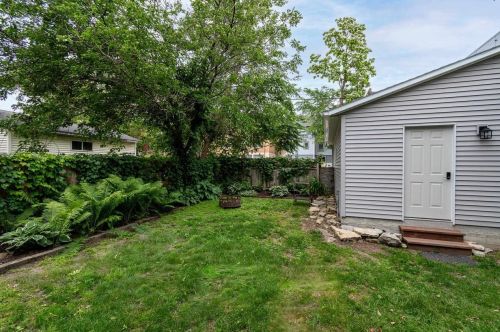 1610 Madison St, Madison WI  53711-2122 exterior