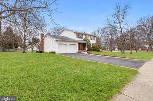 133 Deacon Dr, Trenton, NJ 08619-1355