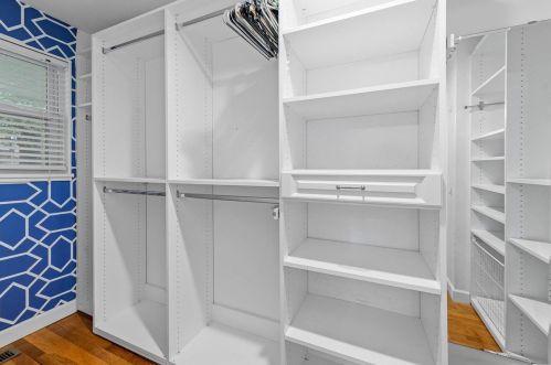 7384 Sharp Ave, Saint Louis MO 63116-3040 exterior