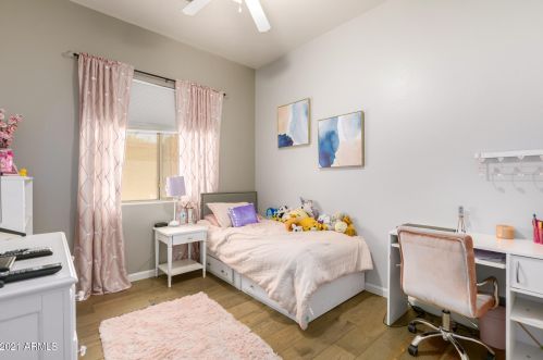 326 Anderson Ave, Phoenix AZ  85022-2366 exterior