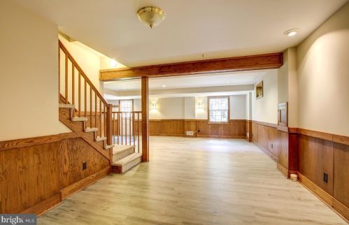 10512 Gainsborough Rd, Rockville MD 20854-3717 exterior