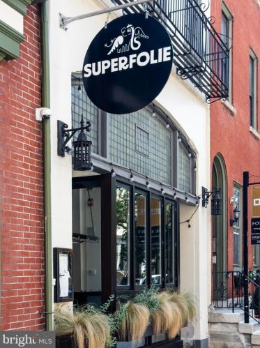 310 16th St, Philadelphia PA  19102-4907 exterior