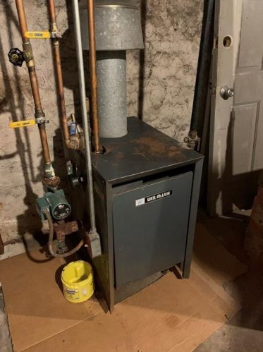 448 Admiral St, Providence RI 02908-2417 exterior