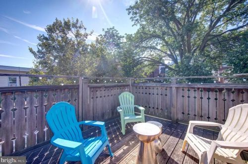 2004 Brandywine St, Philadelphia PA 19130-3204 exterior