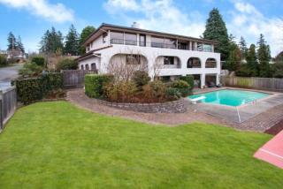 12056 7 Ave, Seattle WA  98177-4423 exterior