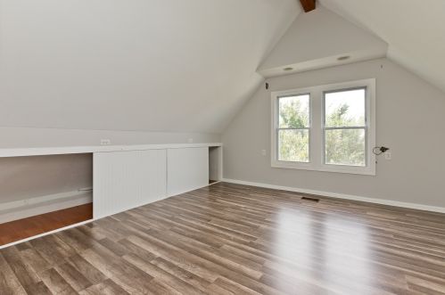 3081 Haussen Ct, Chicago IL 60618-6512 exterior