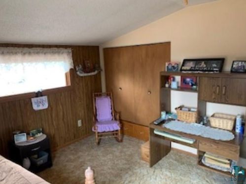 4865 Howard Gnesen Rd, Duluth MN 55803-2727 exterior