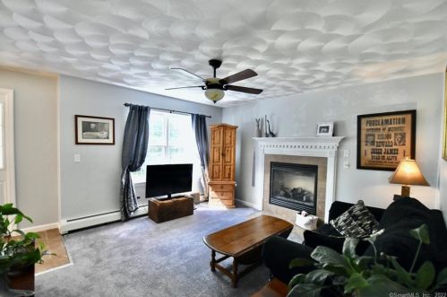 110 Brickhouse Rd, Killingly CT 06239-3439 exterior