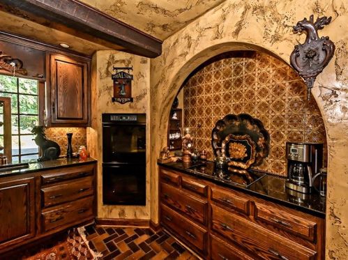 110 Inglewood Dr, Pittsburgh PA 15228-1505 exterior