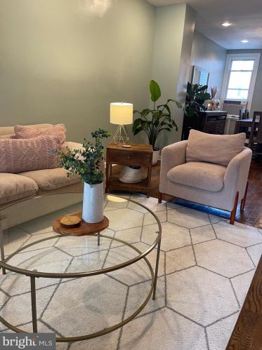 5628 Loretto Ave, Philadelphia PA 19149-3211 exterior