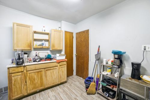 201 Fairview Ave, Pittsburgh PA 15238-3317 exterior