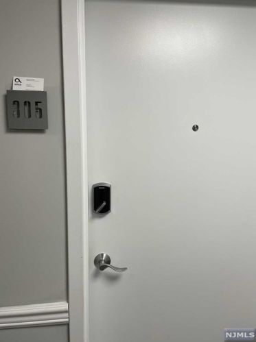 357 Hamilton Ave, Paterson NJ  07501-1617 exterior