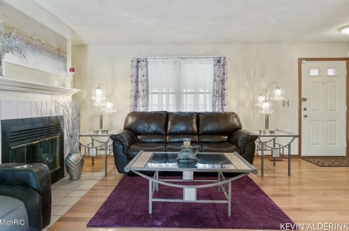 1892 56th St, Fennville MI 49408-8508 exterior