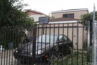 10733 Mona Blvd, Los Angeles, CA 90059-1426