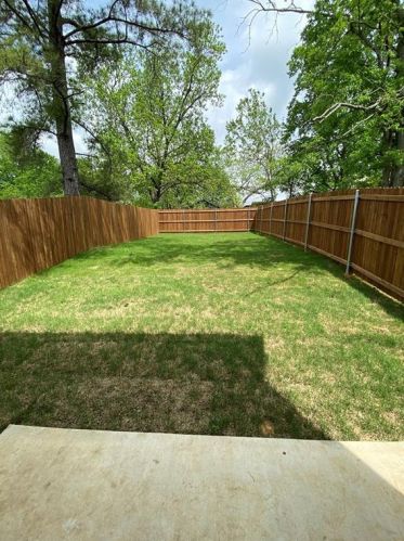 813 Coffin St, Denison TX 75020-7522 exterior