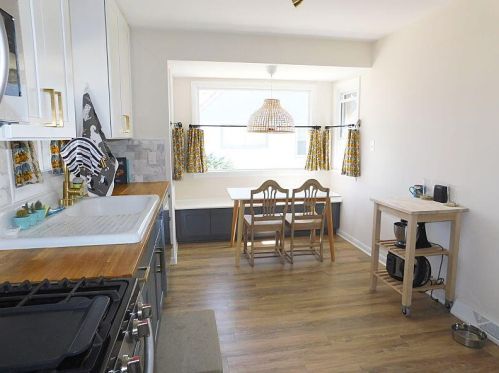 3668 1st St, Milwaukee WI  53207-3215 exterior