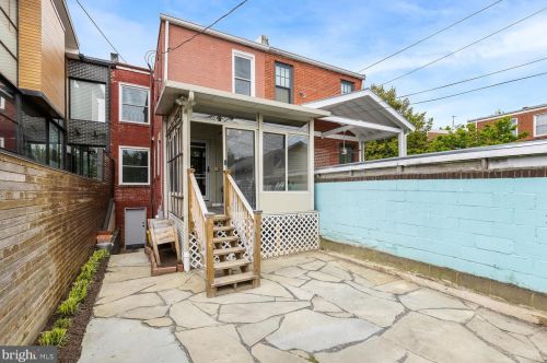 123 Peyton St, Alexandria VA 22314-2723 exterior