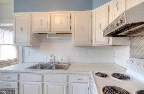 22 4 Ave, Runnemede NJ 08078-1302 exterior