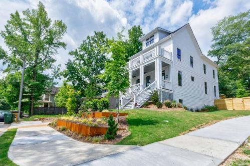 62 Montgomery St, Atlanta GA  30307-2844 exterior