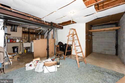 11907 Bargate Ct, Rockville MD 20852-4117 exterior