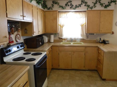 1610 Reed Ave, Manitowoc WI 54220-1835 exterior