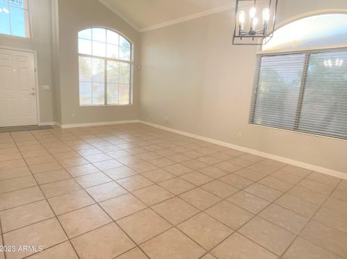 1272 Swan Ct, Chandler AZ  85286-8343 exterior