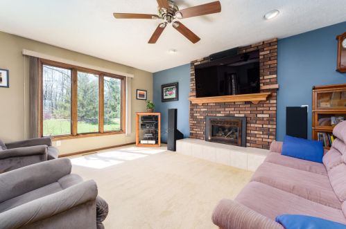 5619 Brandy Chase Ave, Kalamazoo, MI 49009-7708