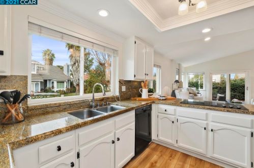 1806 Evalane Way, Concord CA 94519-2356 exterior