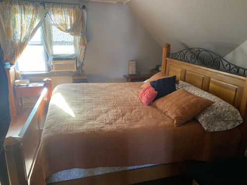 2862 11 St, Milwaukee WI 53206-3260 exterior