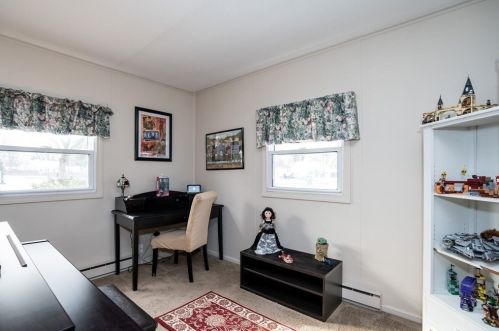 38 Ramah St, Springfield MA 01104-2741 exterior