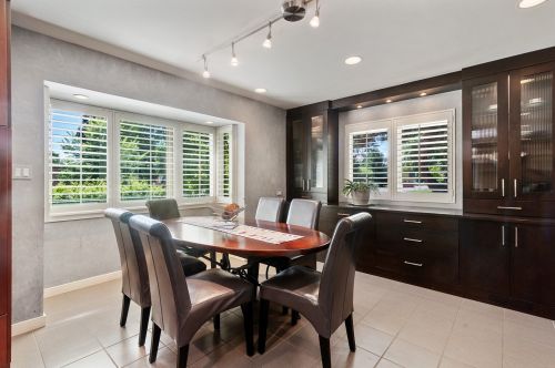 6461 Longmeadow Ave, Chicago IL 60712-3205 exterior