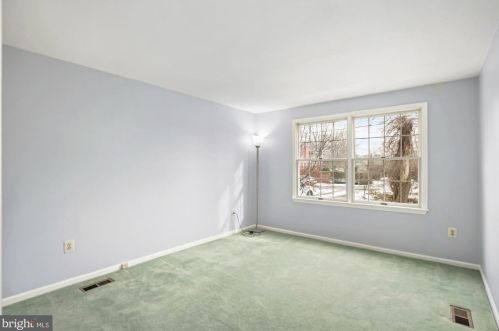 2115 Hanover St, Silver Spring MD 20910-2103 exterior