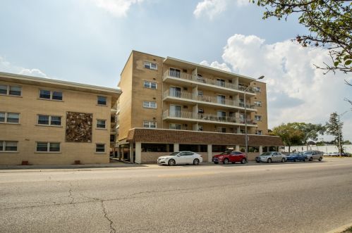 7929 Grand Ave, Chicago IL  60707-1830 exterior