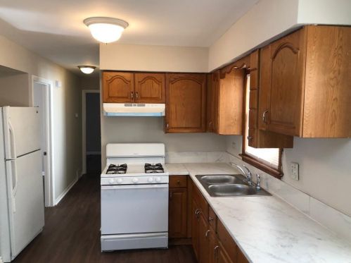 312 113 St, Chicago IL 60655-1926 exterior