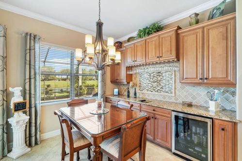 10063 Biscayne Bay Ln, Naples FL 34120-3754 exterior