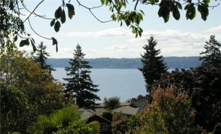 2632 120 St, Seattle WA  98125-5510 exterior