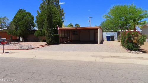 6849 39th St, Tucson, AZ 85730-1615